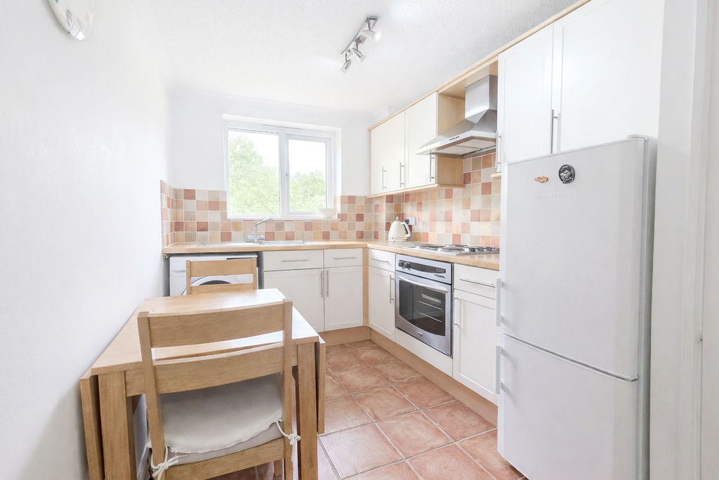 Knaves Hollow Wooburn Moor